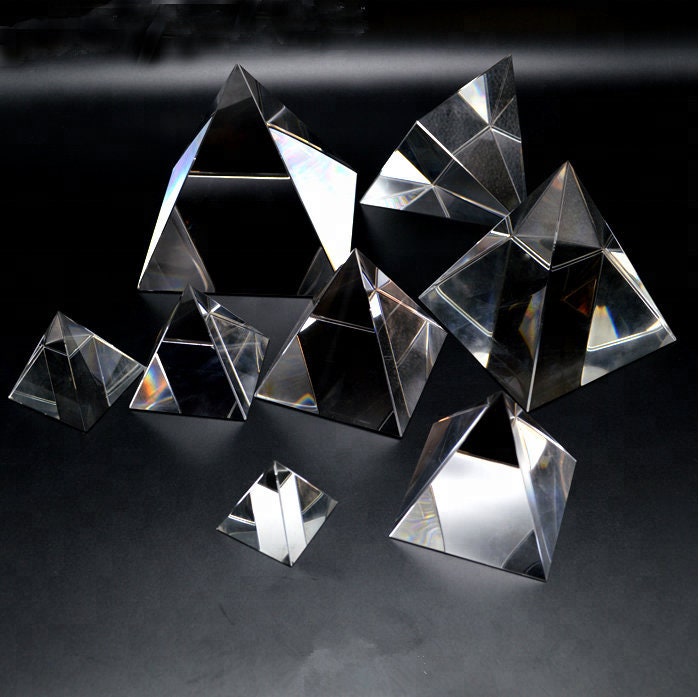 AAA+ Various Sizes Small Large XL Clear Crystal Egypt Pyramid Suncatcher Prism Energy Grid Feng Shui Paper Weight Bridesmaid Gift