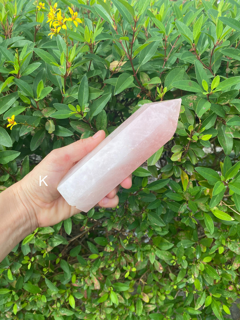 5.1-6.25” Huge Rose Quartz 390-630g Standing Quartz Obelisk Madagascar Dark Pink Display Natural Big Love Crystal Column XL Large A+ Healing