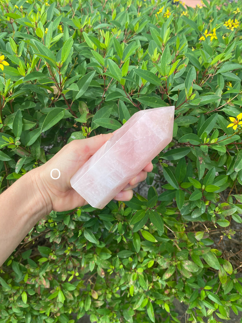 5.1-6.25” Huge Rose Quartz 390-630g Standing Quartz Obelisk Madagascar Dark Pink Display Natural Big Love Crystal Column XL Large A+ Healing