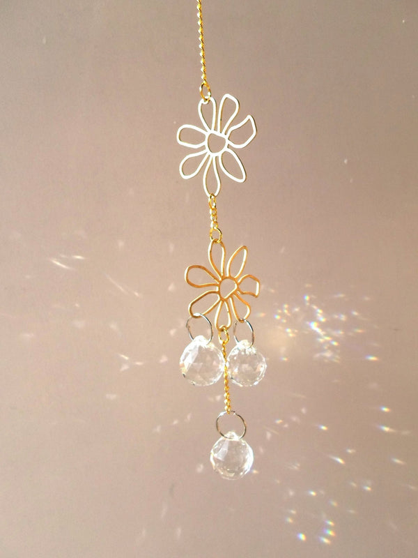 Crystal Daisy Suncatcher Gold Floral Witchy Celestial Car Charm Pendant Sun Catcher Bridesmaid Gift Home Window Ornament Good Luck