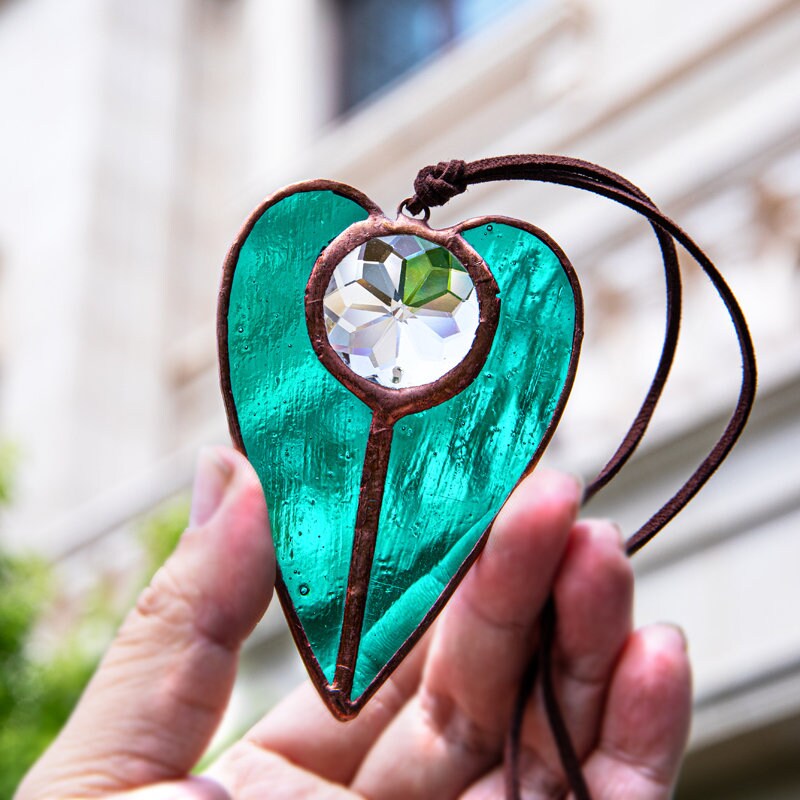 Stained Glass Heart Shaped Suncatcher Window Hanging Pendant Decoration Car Charm Christmas Ornament Home Decor Patio Blue Green Teal Red